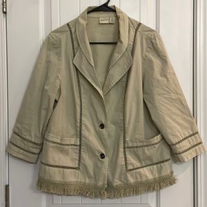 Chicos Zenergy size 2 khaki light weight jacket